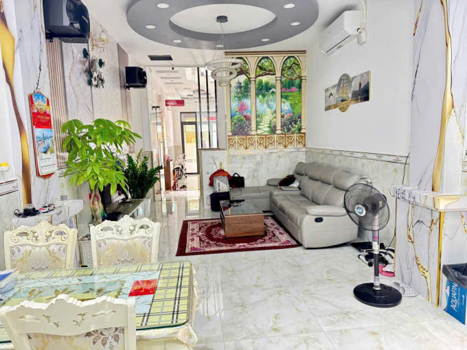 Bán nhà MT Đường số 9, Bình Hưng Hòa A, Bình Tân, HCM giá siêu hời 9,6 tỷ, 118 m2 - Ảnh 1