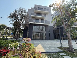 Chính chủ bán căn shophouse 2 mặt tiền đẹp nhất dự án Eco Central Park thành phố Vinh tỉnh Nghệ An - Ảnh 1
