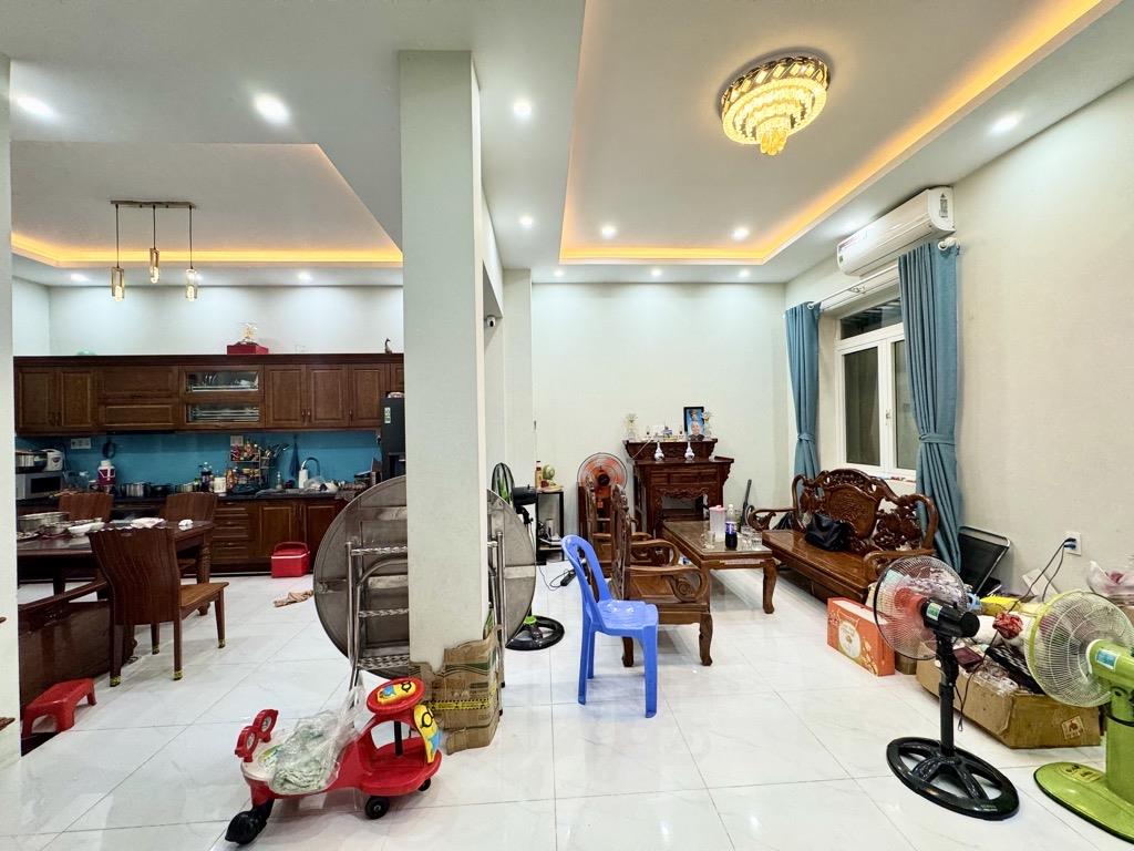 Bán nhà 185m2, 3 tầng, 10PN, Ngô Tất Tố, P22, Bình Thạnh, 28 tỷ - Ảnh 2