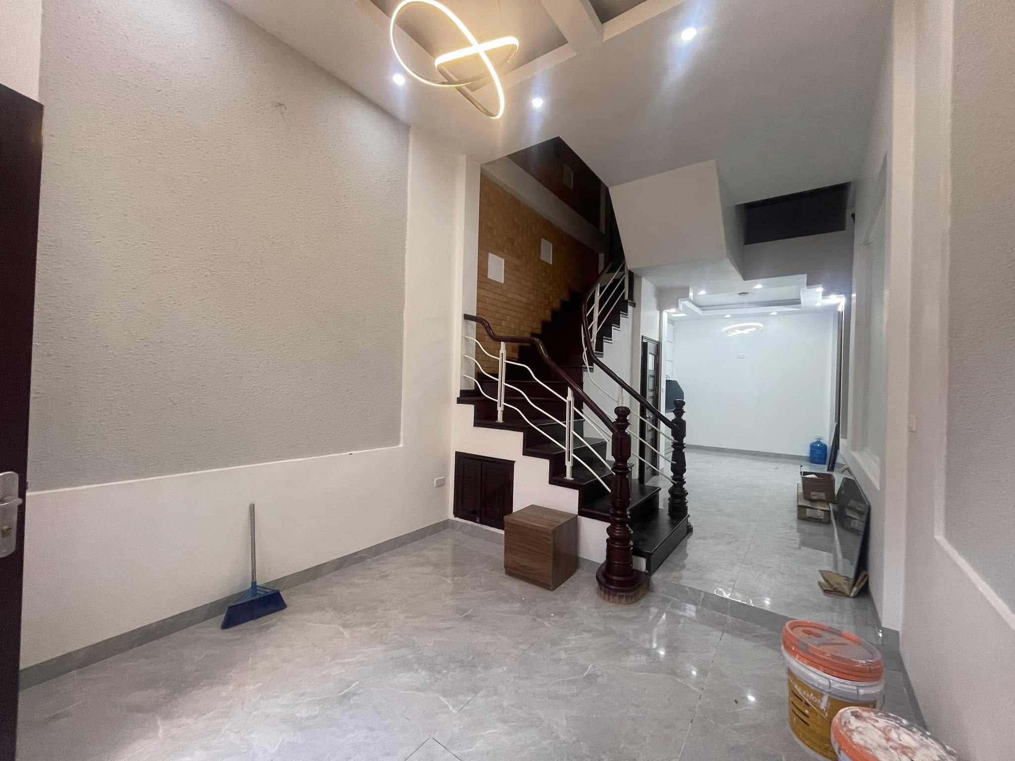 BÁN NHÀ LÊ VĂN LƯƠNG – 40M2 – 3.7M MT – 8.70 TỶ - NGÕ THÔNG – BA GÁC LƯỢN - Ảnh chính