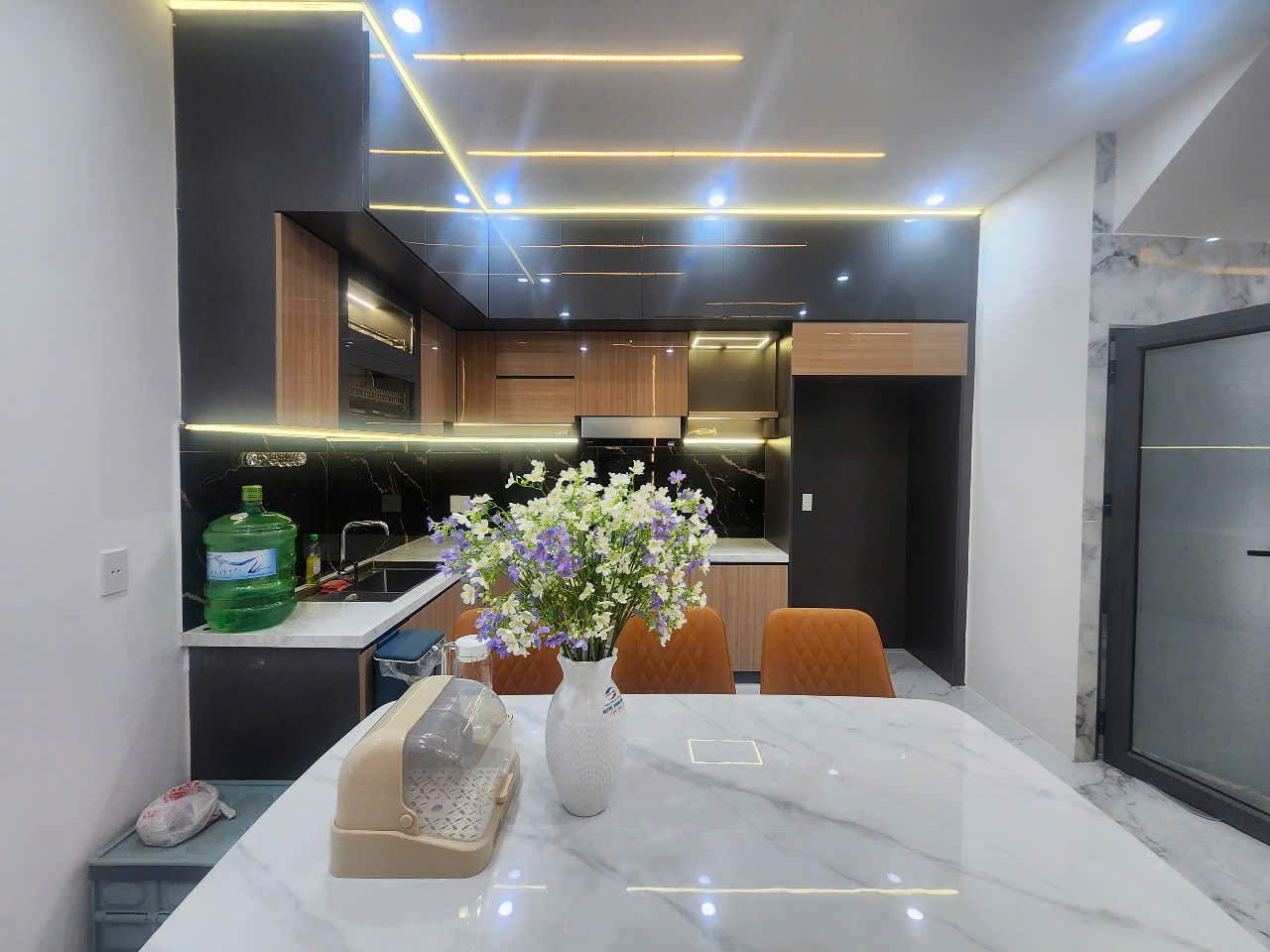 NHÀ GẦN CHỢ HOÀ XUÂN ĐÀ NẴNG, 3 TẦNG FULL NỘI THẤT, 100M2 CHỈ 5.4 TỶ. LH:0906428491 - Ảnh 4