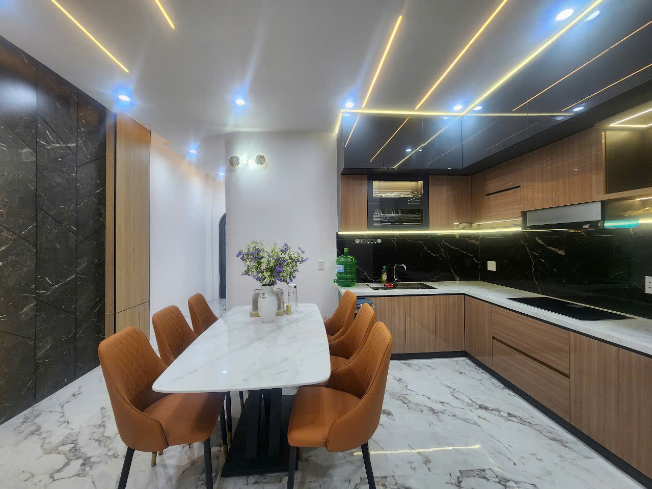 NHÀ GẦN CHỢ HOÀ XUÂN ĐÀ NẴNG, 3 TẦNG FULL NỘI THẤT, 100M2 CHỈ 5.4 TỶ. LH:0906428491 - Ảnh 6