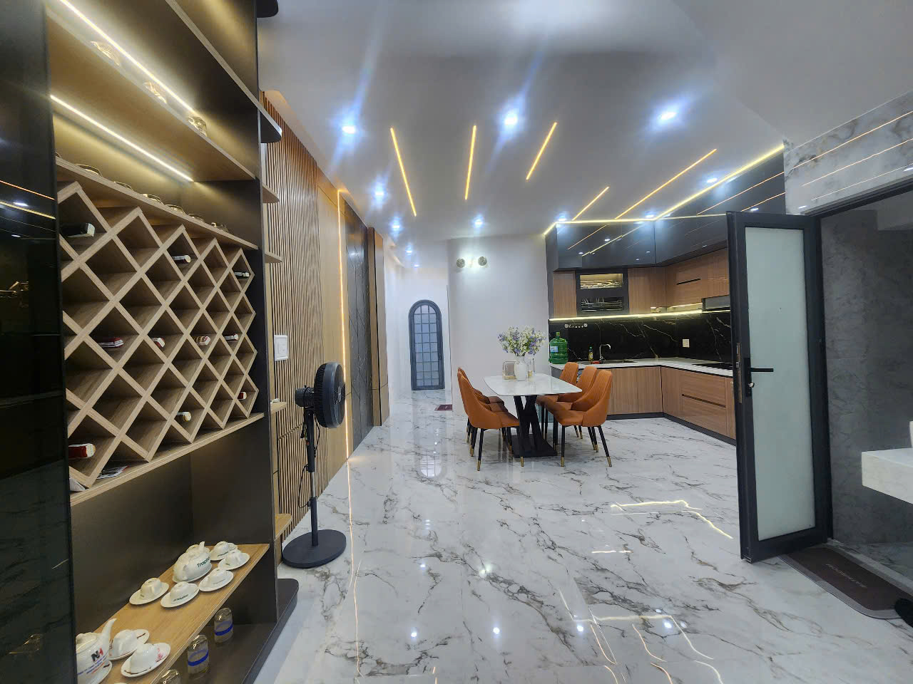 NHÀ GẦN CHỢ HOÀ XUÂN ĐÀ NẴNG, 3 TẦNG FULL NỘI THẤT, 100M2 CHỈ 5.4 TỶ. LH:0906428491 - Ảnh 8