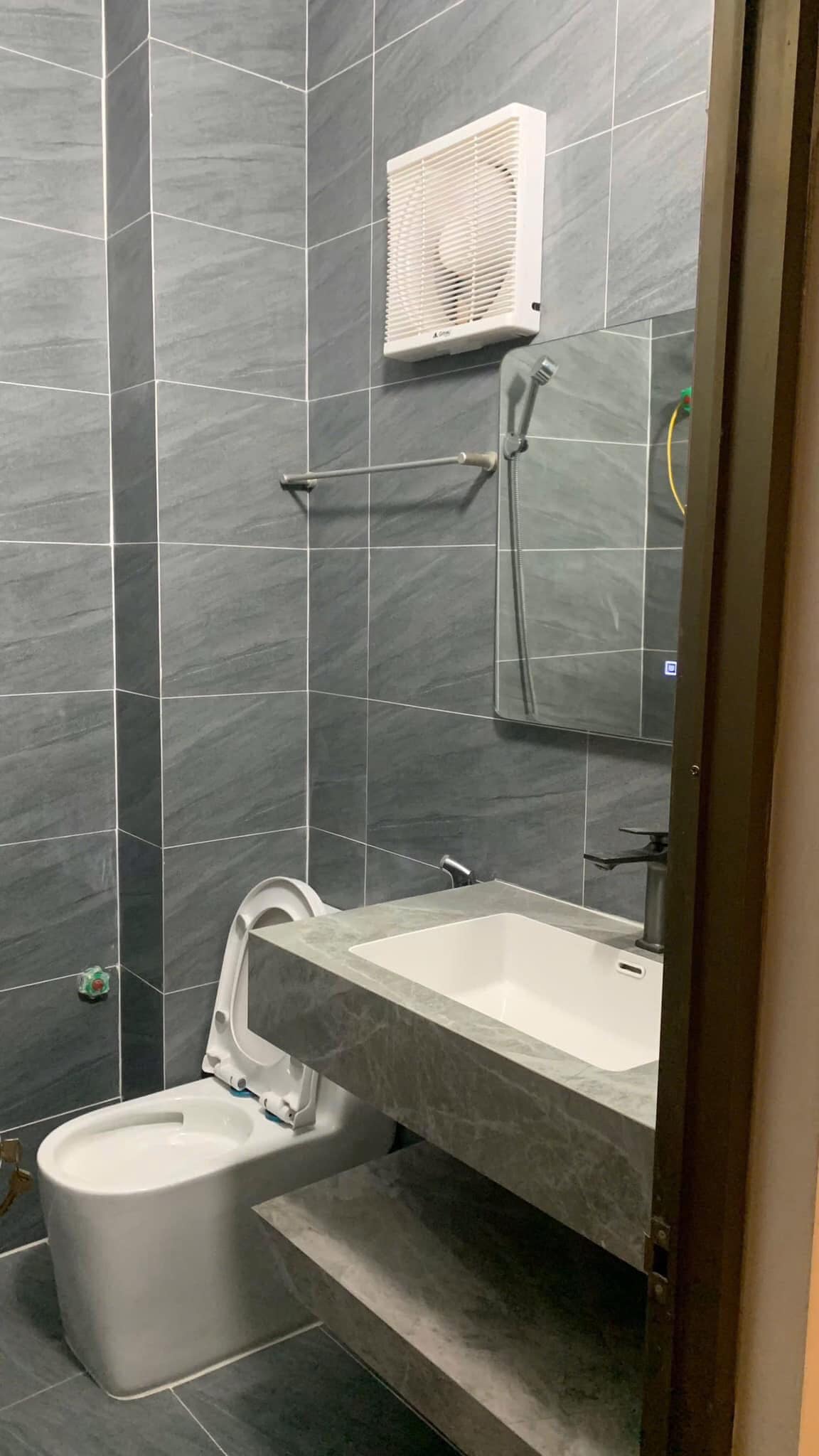 Cho thuê nhà ngõ ô tô, phân lô Dương Văn Bé, Hai Bà Trưng 30m x 5T giá 13tr, 3PN4VS - Ảnh 2