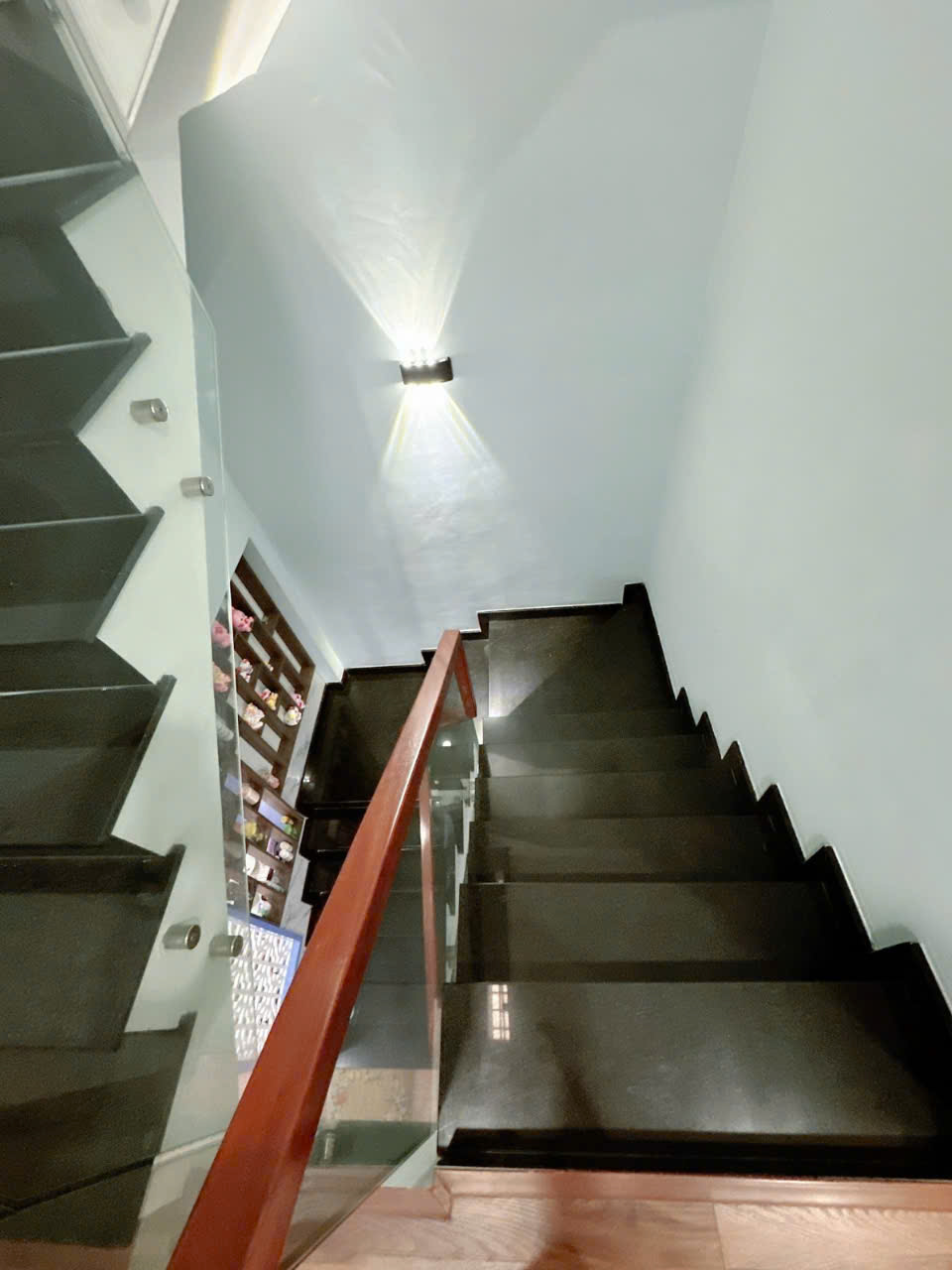 Mặt tiền kinh doanh Quận 6 72m2 4 tầng siêu đẹp chỉ 16 tỷ. - Ảnh 1
