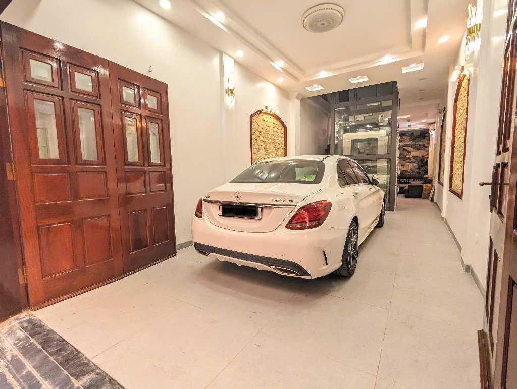 B.á.n N.h.à Hoàng Văn Thái - Toà nhà VP -View Đầm Hồng-Phân Lô - Ô Tô Tránh 65m-23.8T.ỷ - Ảnh chính