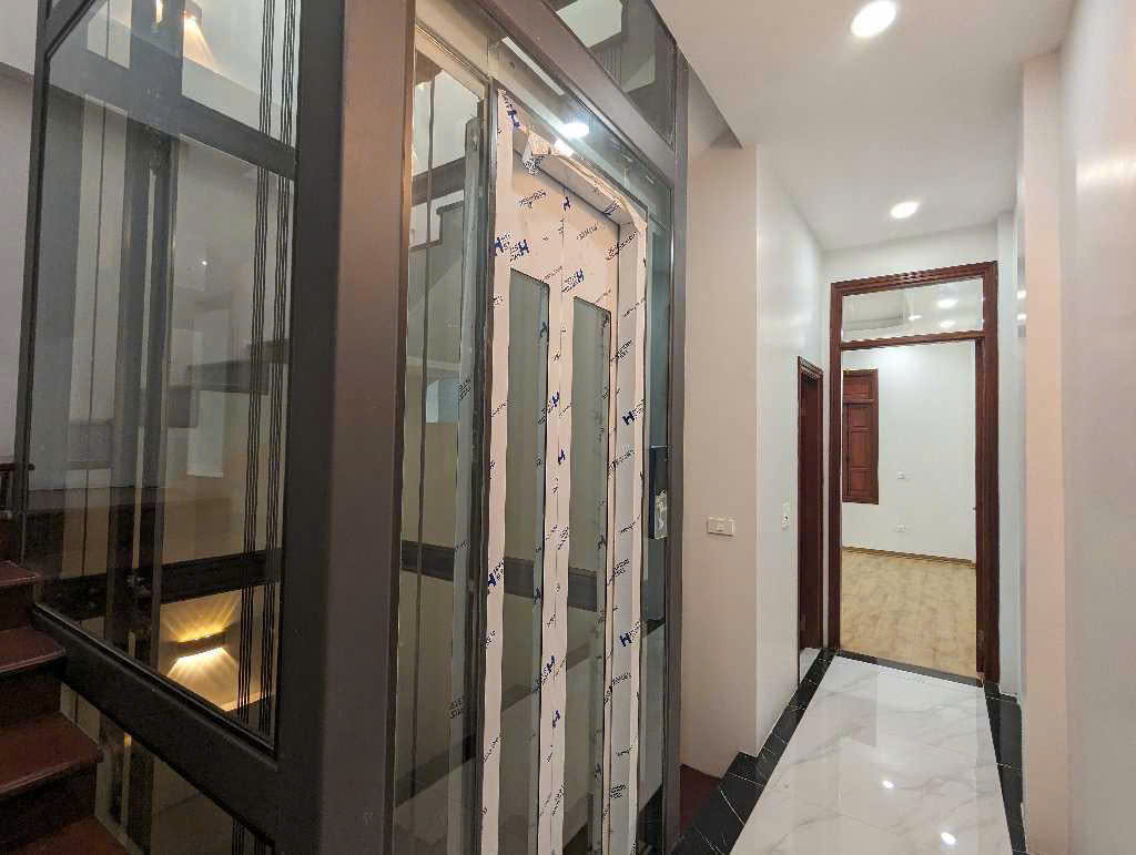 B.á.n N.h.à Hoàng Văn Thái - Toà nhà VP -View Đầm Hồng-Phân Lô - Ô Tô Tránh 65m-23.8T.ỷ - Ảnh 3