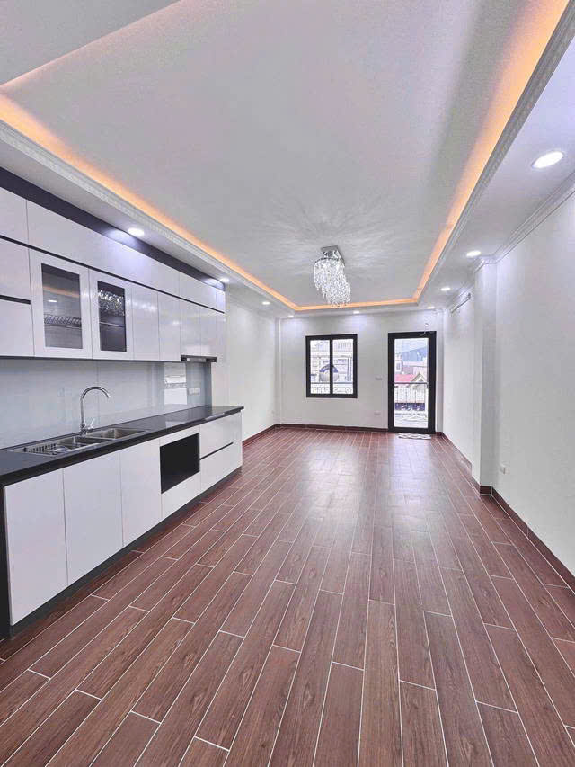 NHÀ 50M2, 7 TẦNG THANG MÁY, MẶT TIỀN 4M, 3 THOÁNG NGÕ 89 PHAN KẾ BÍNH, BA ĐÌNH, HÀ NỘI. GIÁ 16 TỶ - Ảnh 2
