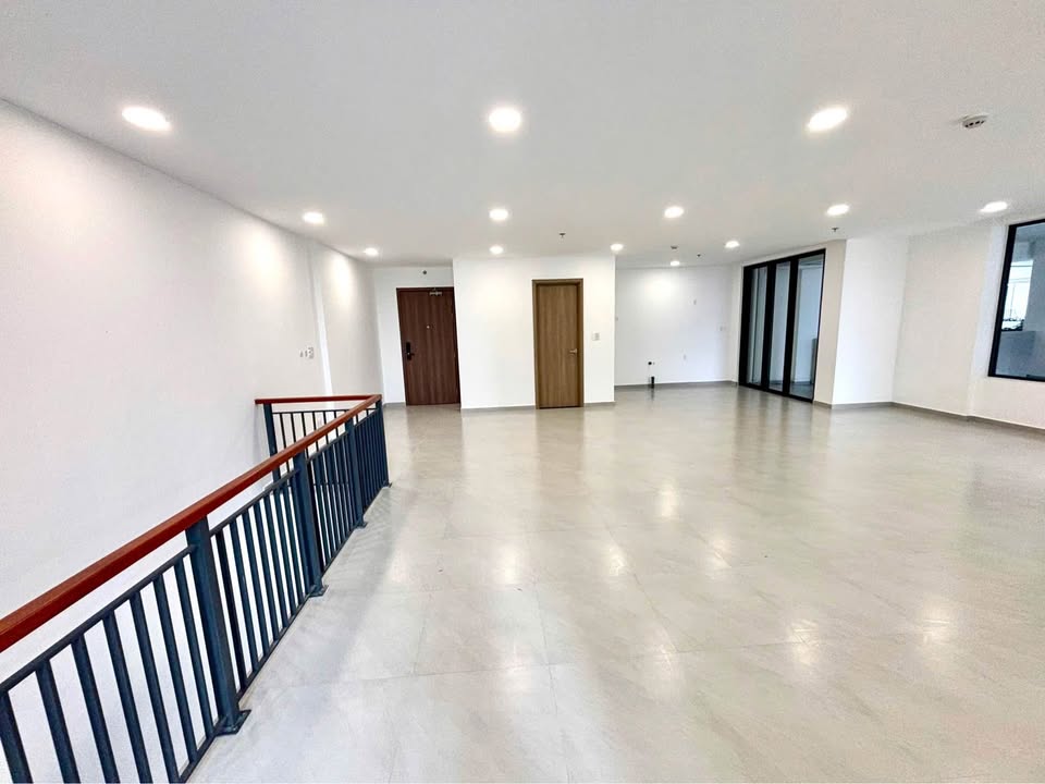 Cần bán shophouse MT Eastmark City Quận 9, nhận nhà kinh doanh ngay luôn. - Ảnh 1