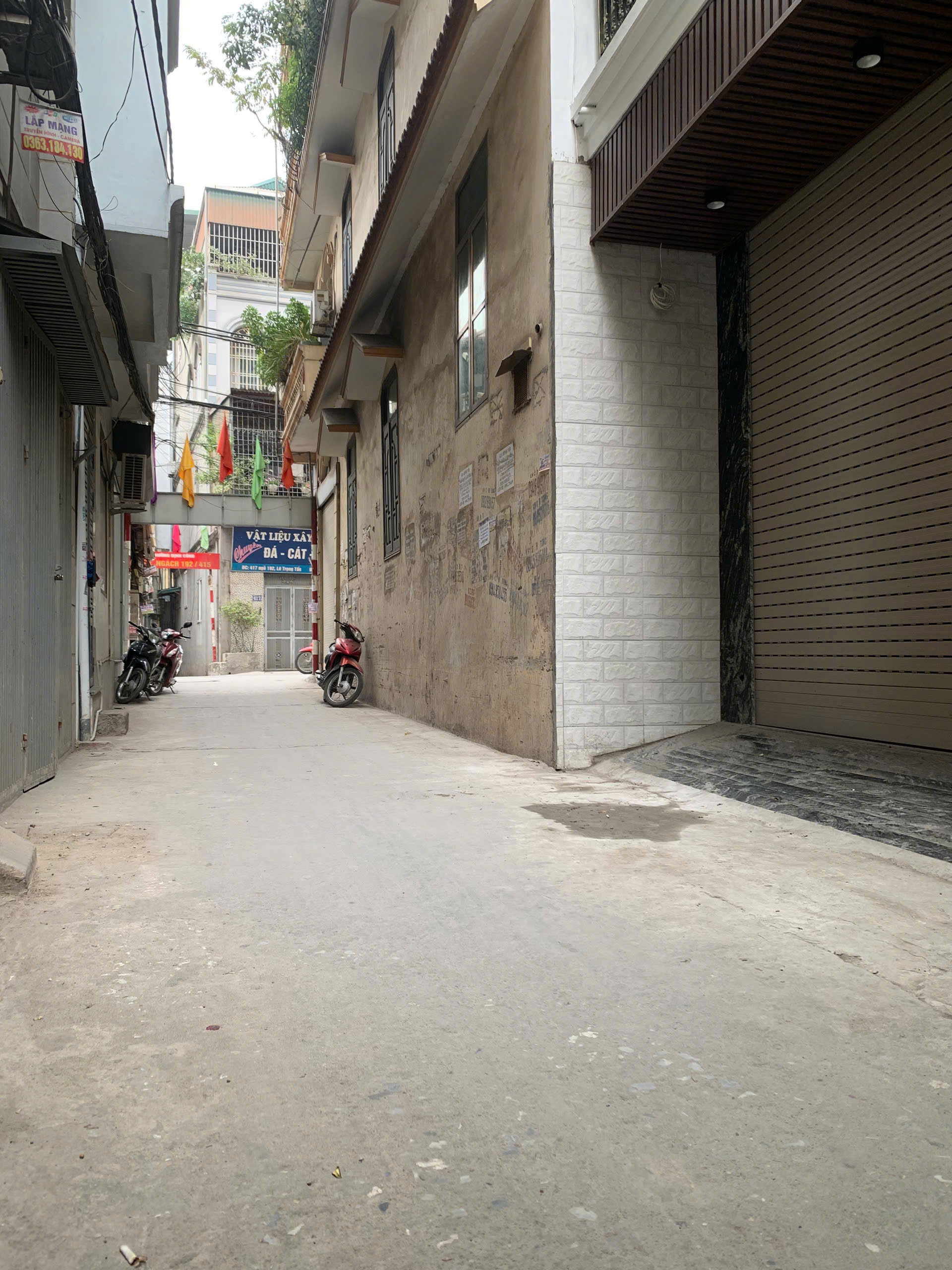 Bán nhà riêng tại Thanh Xuân, Cách RoyalCity vài bước chân, ngõ thông, gần ô tô, 5 tầng 40m2 giá - Ảnh 1