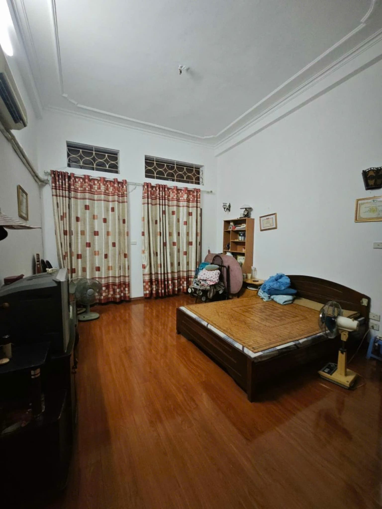 Bán nhà Trần Quốc Hoàn, Cầu Giấy, 64m², 4T, Ô Tô Tránh, Nhỉnh 18 Tỷ - Ảnh 2