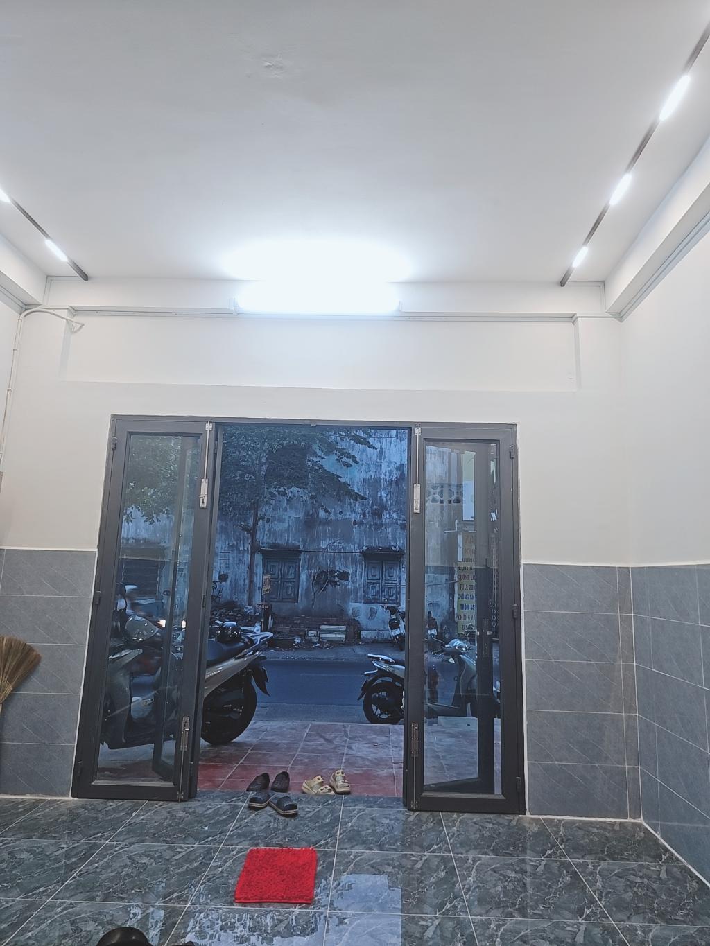 bán nhà Tân Quy Q7- DT 50m2 MT: 4m - oto vào nhà - Dòng Tiền 25tr/tháng - Giá chào 10T - Ảnh chính