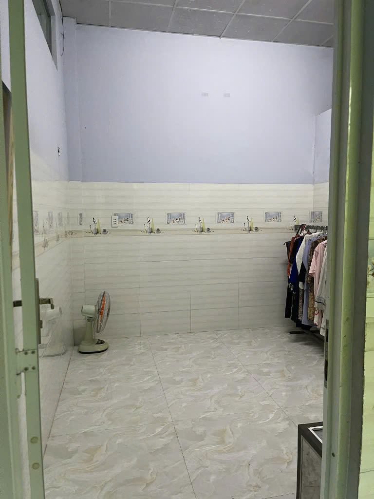 Bán Nhà Chính Chủ Vị Trí Đẹp 95A2 Đường Thanh Hiệp, Thanh Phú, Bến Lức. DT 149,5m2. Giá Chỉ 2.2 Tỷ - Ảnh 4