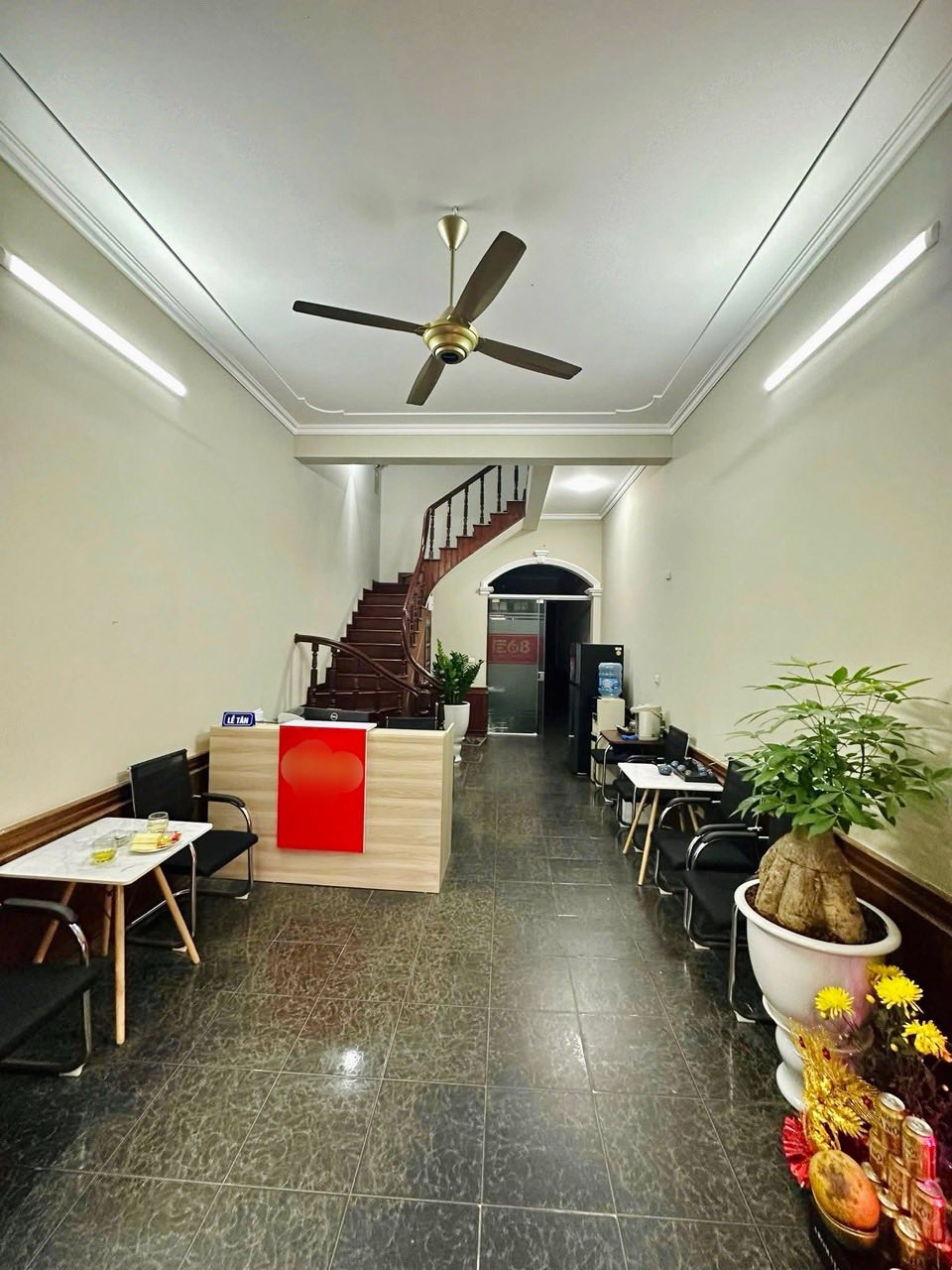 Bán nhà Ô tô tải tránh Phố Trần Kim Xuyến (Trung Kính) 81m/ 4Tầng 35 Tỷ, KD ngon - Ảnh 1