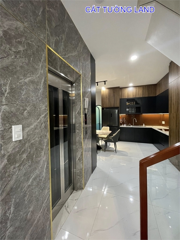 Nhà mới 5 Tầng, (4.5x16m). Đ. Hoàng Văn Thụ, Phường 4, trước Lăng Cha Cả. - Ảnh 2