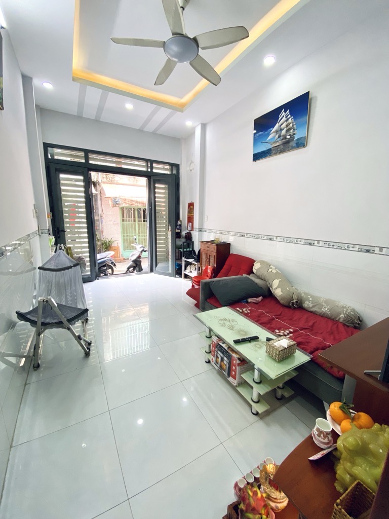 BÁN NHÀ - GẦN TRƯỜNG CHINH & CỔNG KCN TÂN BÌNH - HXH - 4 TẦNG LẦU CHỈ 4.X TỶ - FULL NỘI THẤT - Ảnh 1