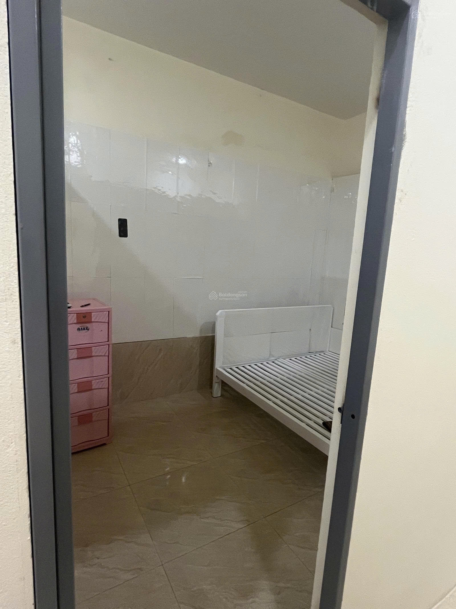 CHO THUÊ NHÀ 35M2, FULL NỘI THẤT, NGÕ Ô TÔ GIÁ TỐT- NGÁCH 91/1194 ĐƯỜNG LÁNG, P.LÁNG THƯỢNG - Ảnh 1