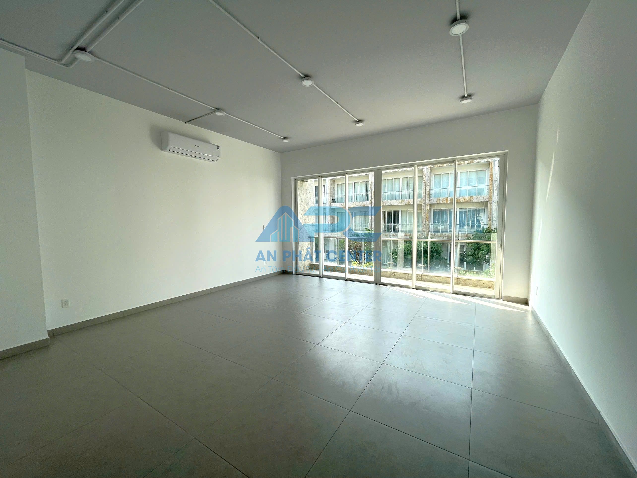 Cho thuê VP giá linh hoạt tại Sari Town Sala – Nguyên căn hoặc từng sàn 84m2, hầm xe rộng - Ảnh 1