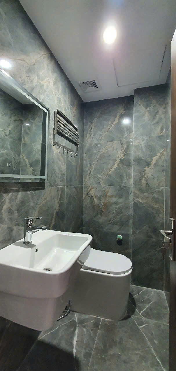 NHÀ MỚI Ô TÔ ĐỖ CỬA Cổ Linh-Long Biên 43m2,X 5 tầng, MT 3.8M, 8.7 tỷ. - Ảnh 3