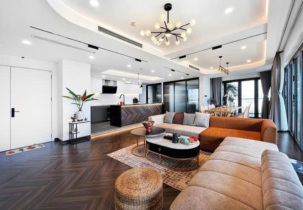 *Bán nhà 3 Tầng, đối diện BV Đa Khoa Đà Nẵng, đường Hải Phòng, dt 130m2 giá 27.5 tỷ TL - Ảnh chính