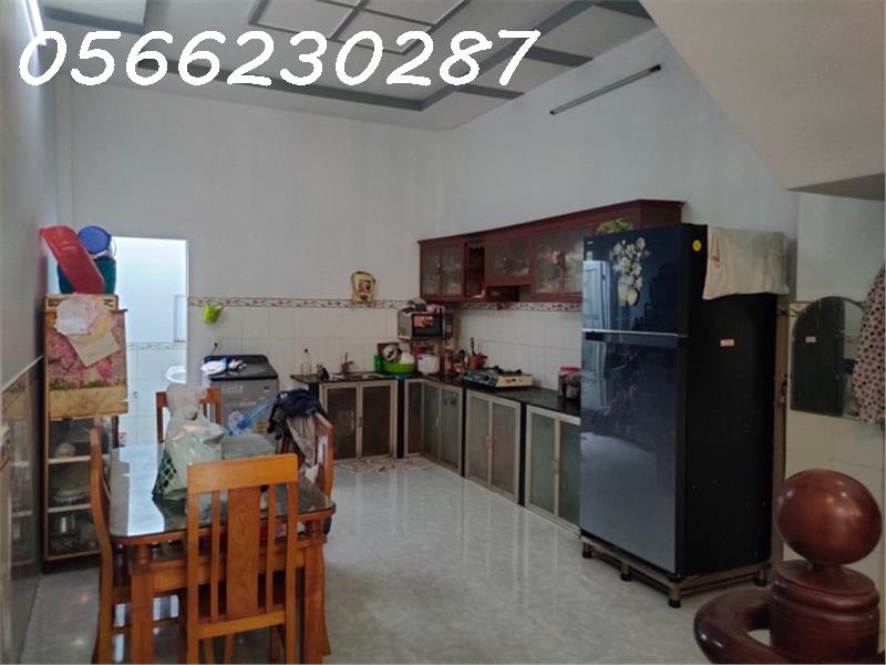BÁN NHÀ 2 TẦNG HÓC MÔN, 72M2, GIÁ 3.9 TỶ - VỊ TRÍ VÀNG, SỔ ĐỎ CHÍNH CHỦ - Ảnh 2