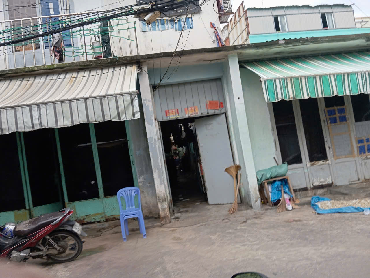BÁN NHÀ ĐẤT TẠI TP.THỦ ĐỨC. DT 200M2 (CÓ SẴN NHÀ), SHR CHỈ 12 TỶ. LH:0825618919. - Ảnh chính