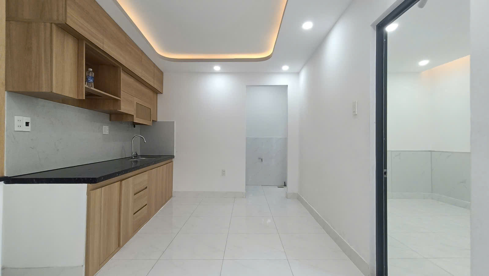 BÁN NHÀ GÁC LỬNG ĐÚC ĐẸP – KIỆT Ô TÔ HOÀNG VĂN THÁI,CẠNH ĐH DUY TÂN – CHỈ 2.55 TỶ - Ảnh 3