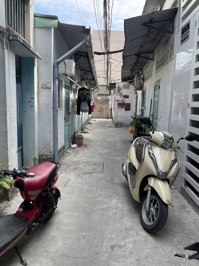 Giá mềm nhất quận Gò vấp: 3.8 tỷ - Phan Huy Ích -Diện tích 3,5 x10- trệt + lầu , 2 pn, 2 tolet - Ảnh 2
