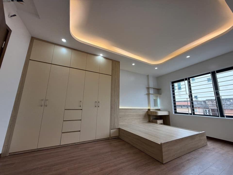 BÁN NHÀ ĐẸP PHÂN LÔ BÁT KHỐI GIA LÂM 4 TẦNG, Ô TÔ ĐỖ CỬA GIÁ 5,95 TỶ - Ảnh 2