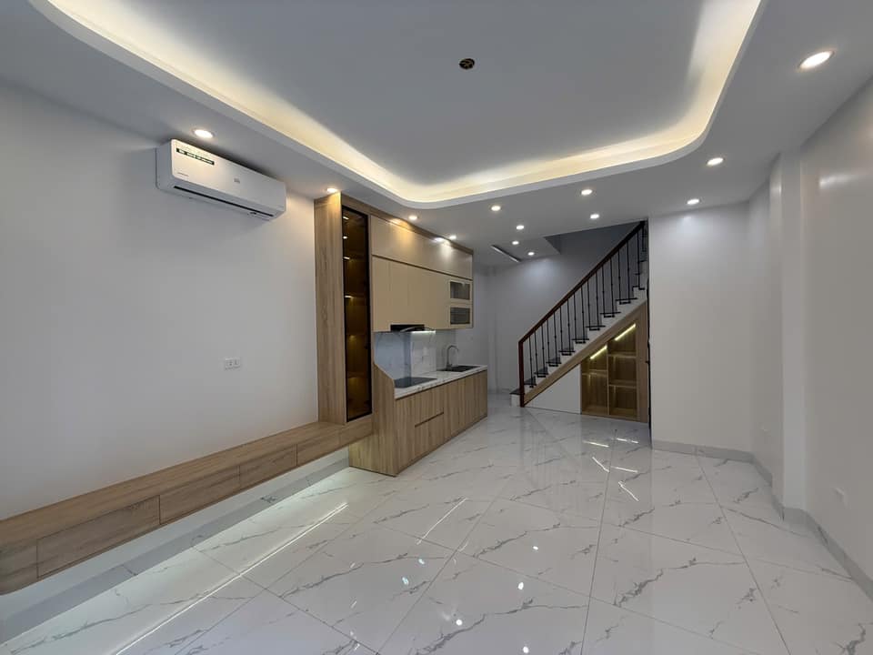 BÁN NHÀ ĐẸP PHÂN LÔ BÁT KHỐI GIA LÂM 4 TẦNG, Ô TÔ ĐỖ CỬA GIÁ 5,95 TỶ - Ảnh chính