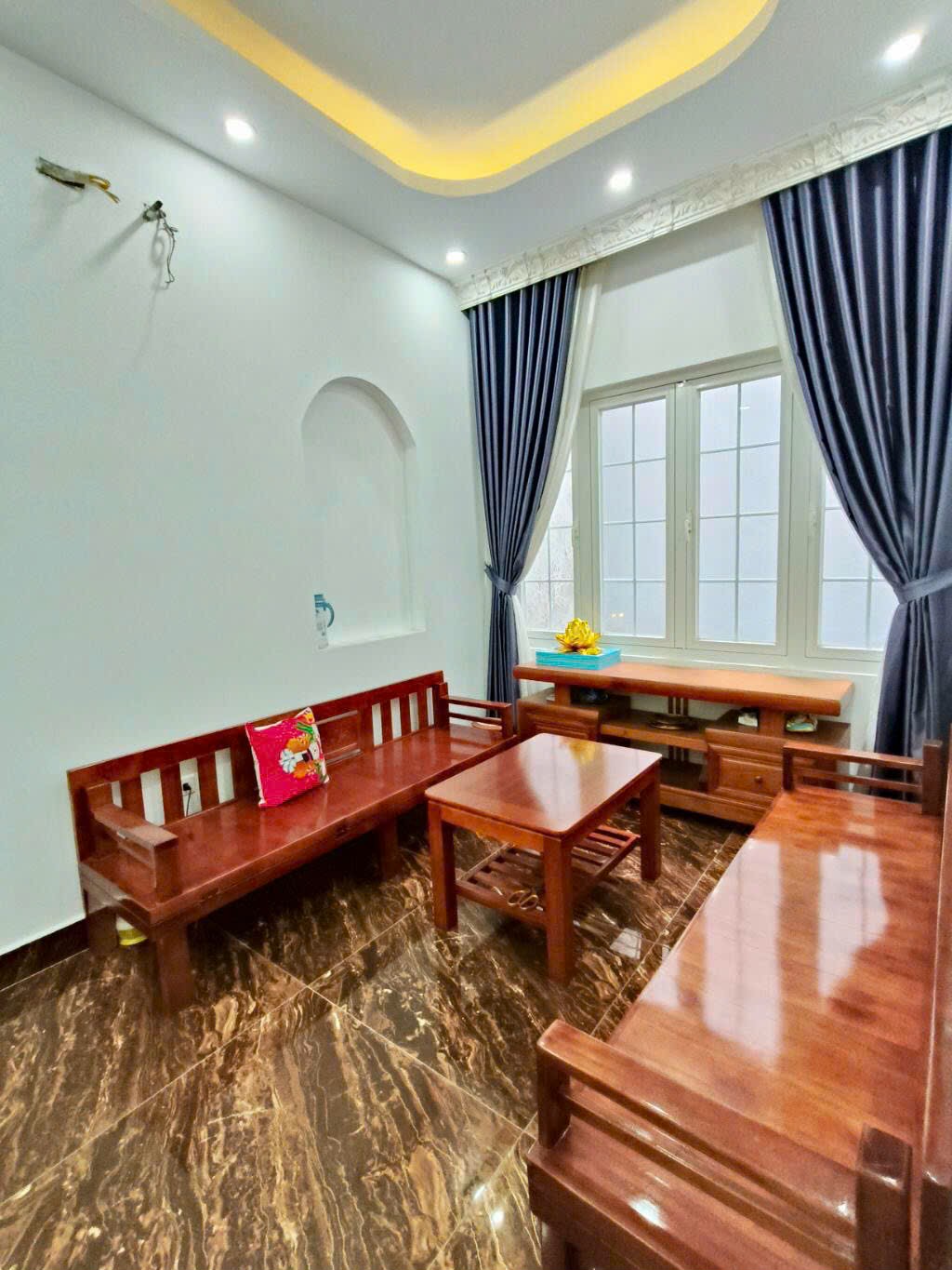Đào Tấn - Phố Vip Ba Đình - Sân vườn rộng rãi - Ngõ thẳng tắp 75m2 x mặt tiền 4.5M - Ảnh 2