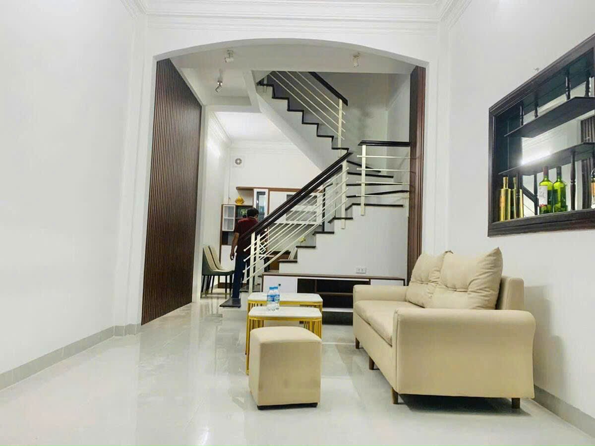 279 Đội Cấn - Ngõ thẳng, đúng 1 ngoặt vào nhà - Dân xây kcbt chắc chắn - Gần phố - Tiện ích xung qua - Ảnh chính