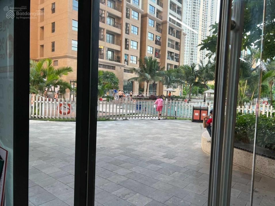 ngộp bank bán gấp shophouse chân đế tòa D'Capitale Trần Duy Hưng, cho thuê 30 triệu/tháng. - Ảnh 1