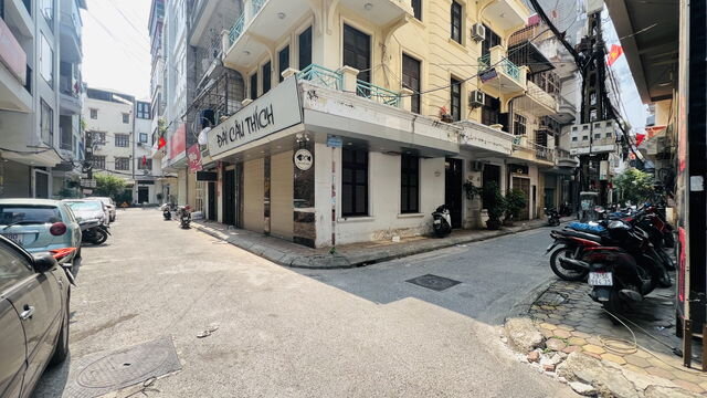 PHÂN LÔ - OTÔ TRÁNH - VỈA HÈ - THÔNG SỐ VÀNG TRONG LÀNG HOÀNG QUỐC VIỆT - 25 TỶ - Ảnh chính