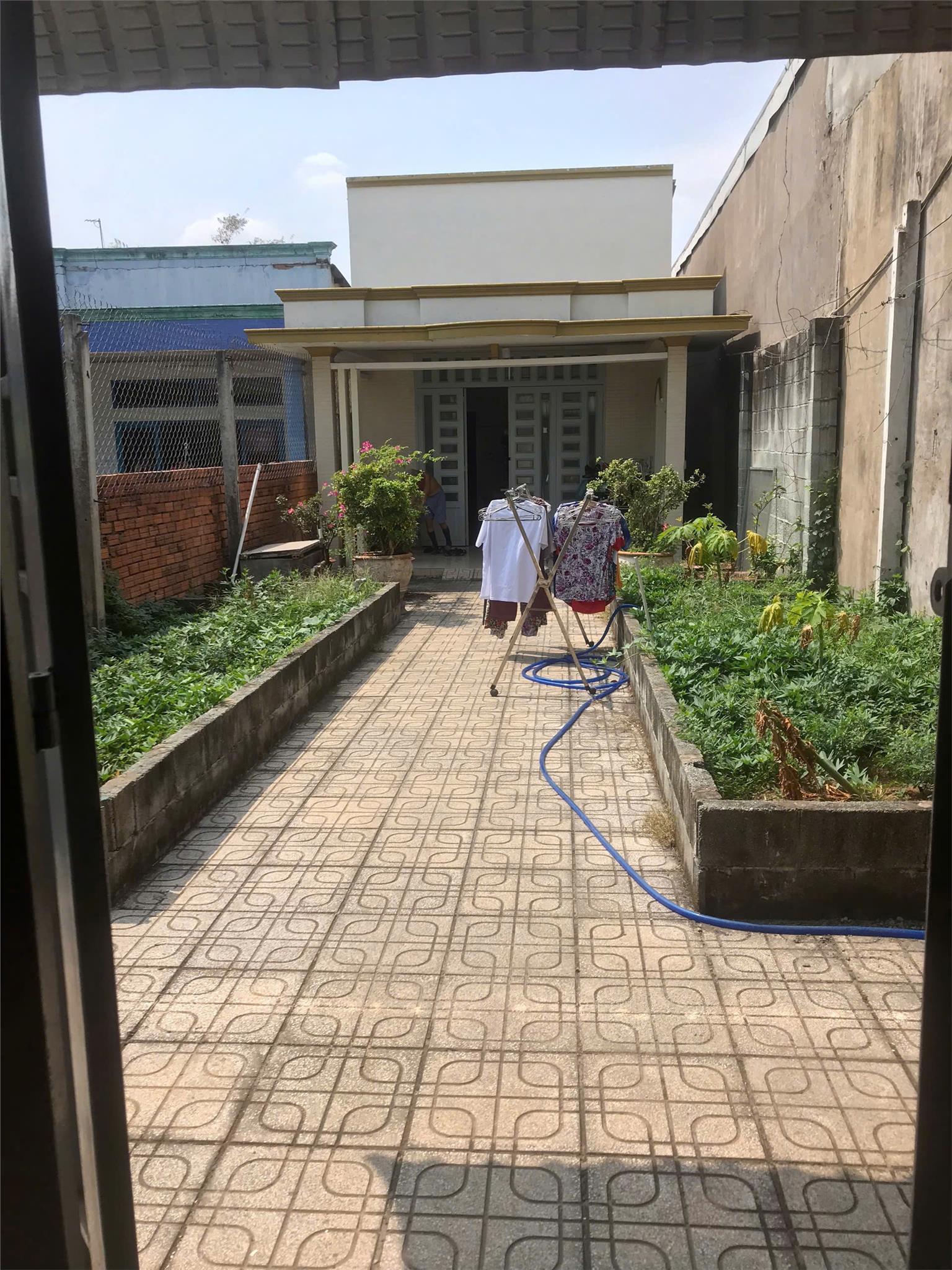GẤP BÁN NHÀ MẶT TIỀN KINH  DOANH  PHAN VĂN KHẢI (QL22) - Ảnh 1