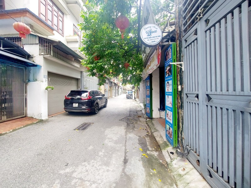 Bán đất Giang Biên quận Long Biên mặt ngõ oto tránh sát phố 69m, mặt tiền: 4.5m, 8 tỷ 9 - Ảnh 1