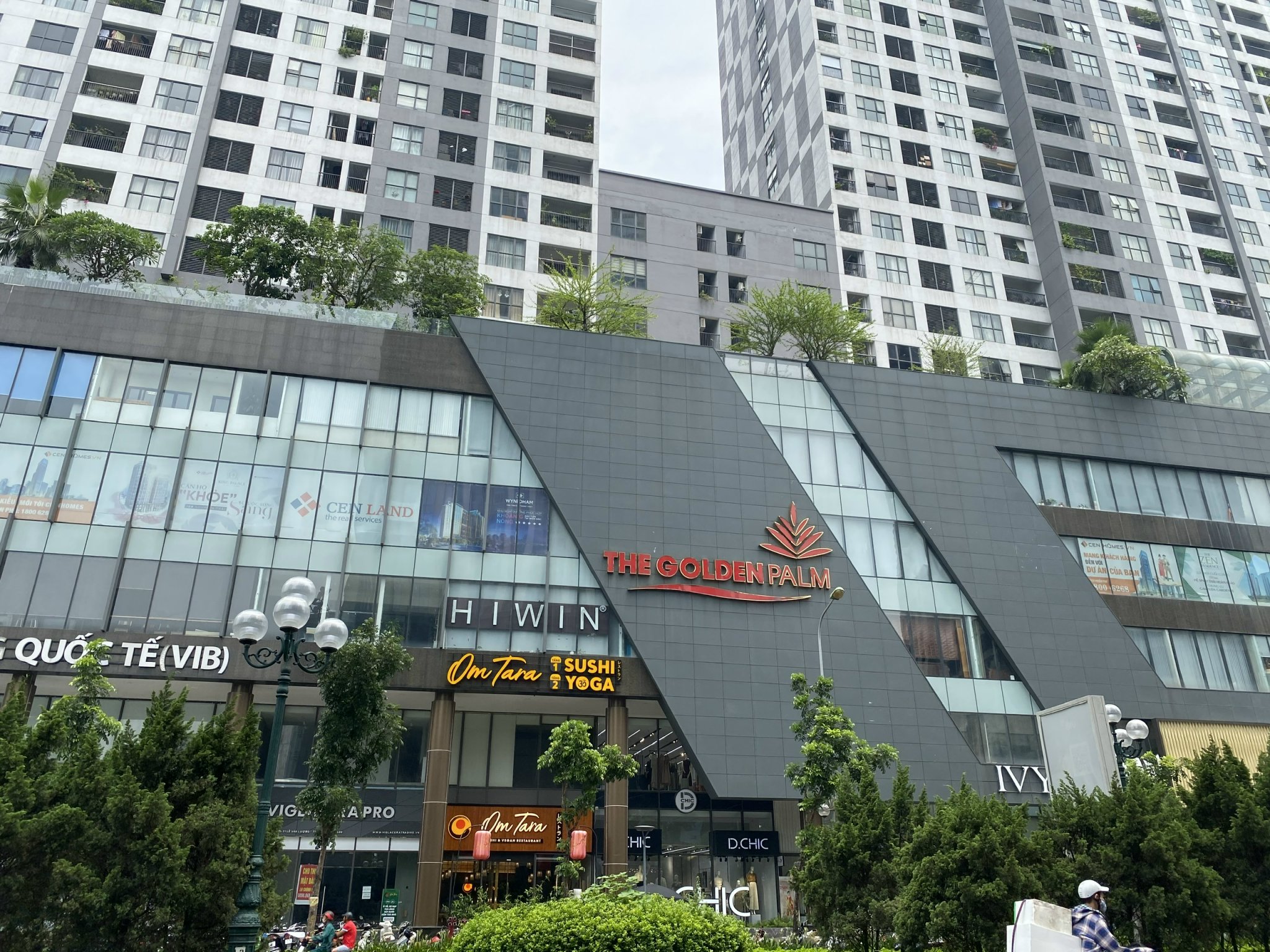 Z bán mặt bằng tầng 1 tòa Building phố Lê Văn Lương, sở hữu lâu dài, diện tích 203m2, cho thuê 200 - Ảnh chính