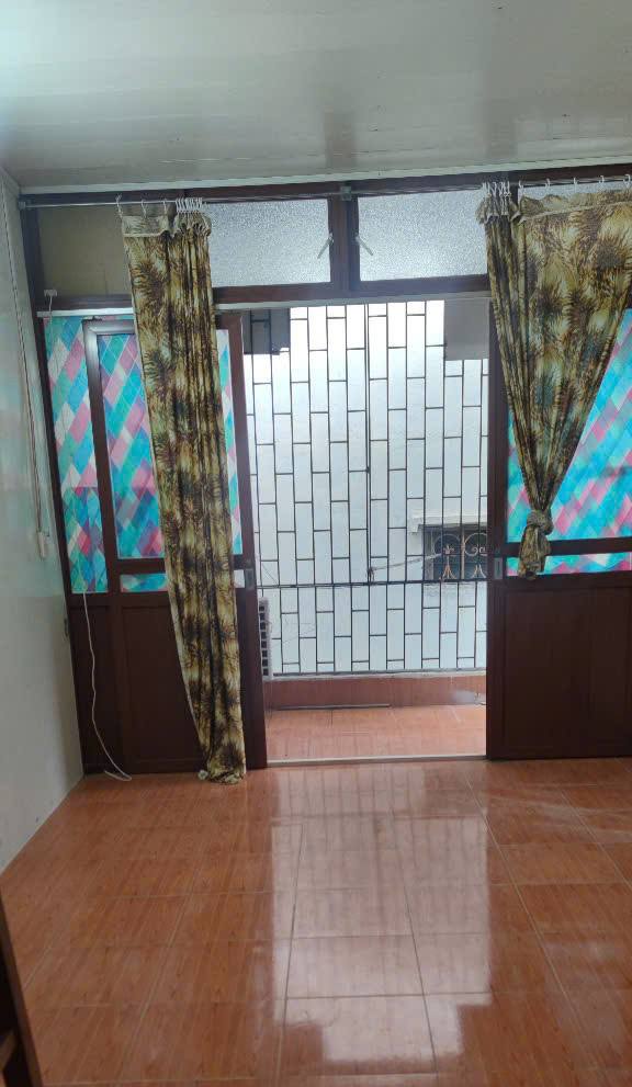 Cần bán nhà riêng  Đê La Thành -  quận Đống Đa 20m x 3T - 2PN2VS giá 2.5 tỷ - Ảnh chính