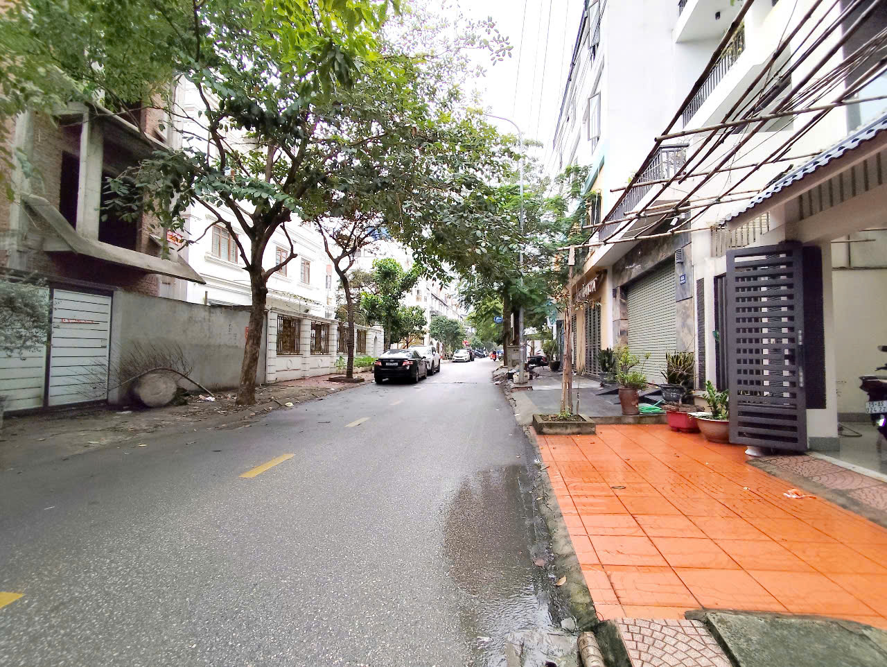 Bán nhà mặt đường Hoàng Ngọc Phách, 93m 2 tầng, Giá 7.2 tỉ, sổ đỏ cá nhân - Ảnh 2