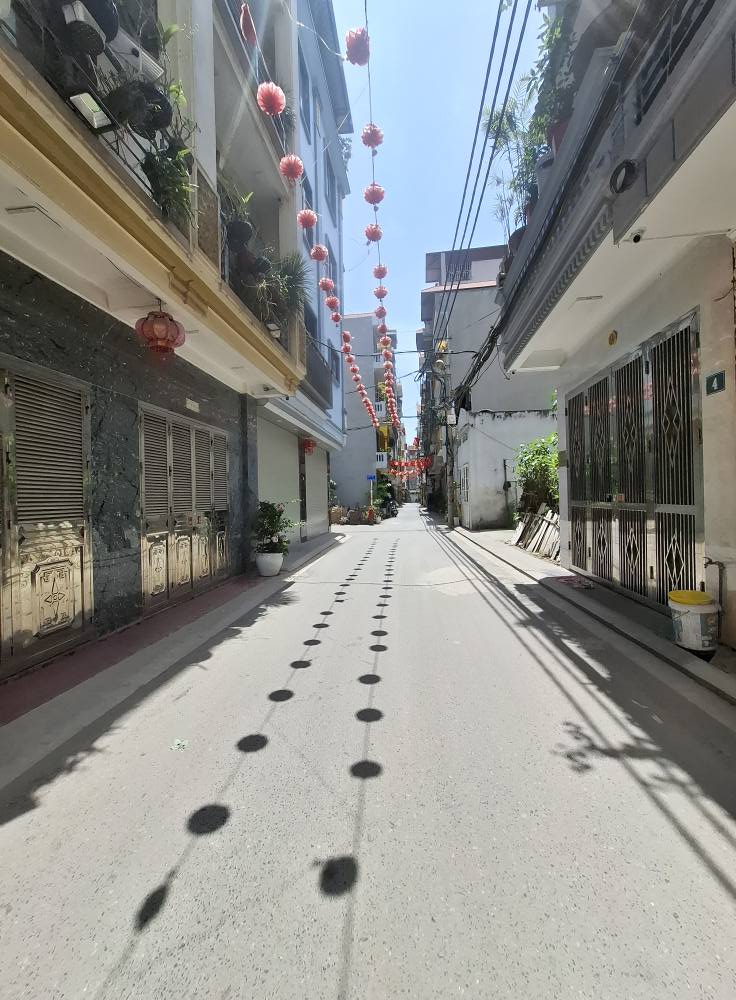 1 Lô Duy Nhất ! Phân Lô đức giang 44m oto tránh chỉ hơn 6 tỷ. còn tl. LH 0936123469 - Ảnh 1