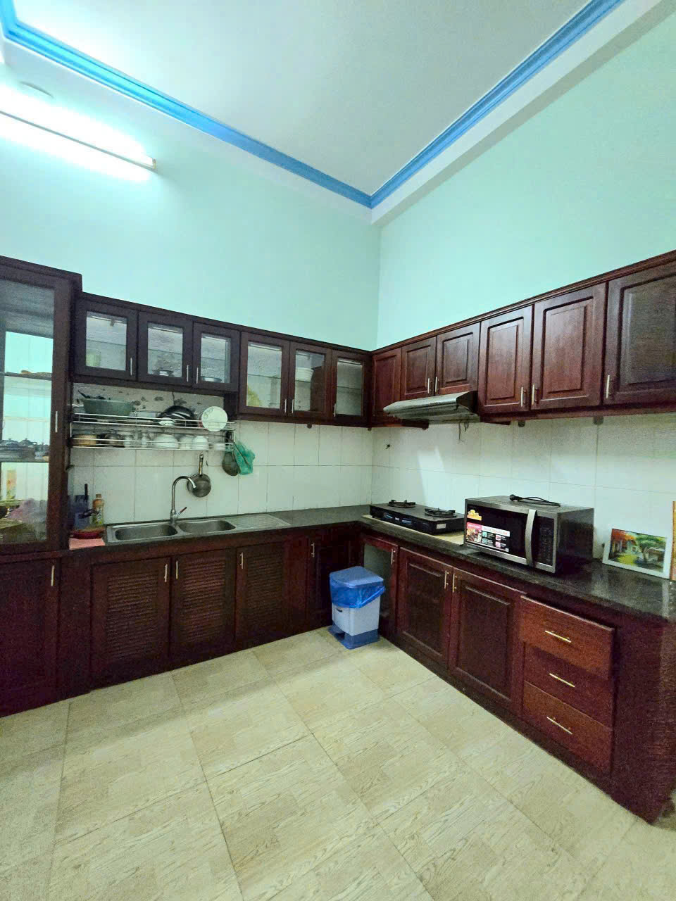 CHÍNH CHỦ BÁN GẤP - P2 TÂN BÌNH - CỬU LONG - SIÊU HIẾM NHÀ BÁN - 5 TẦNG HẺM 8M - 6PN LỚN - KÌNH - Ảnh 2