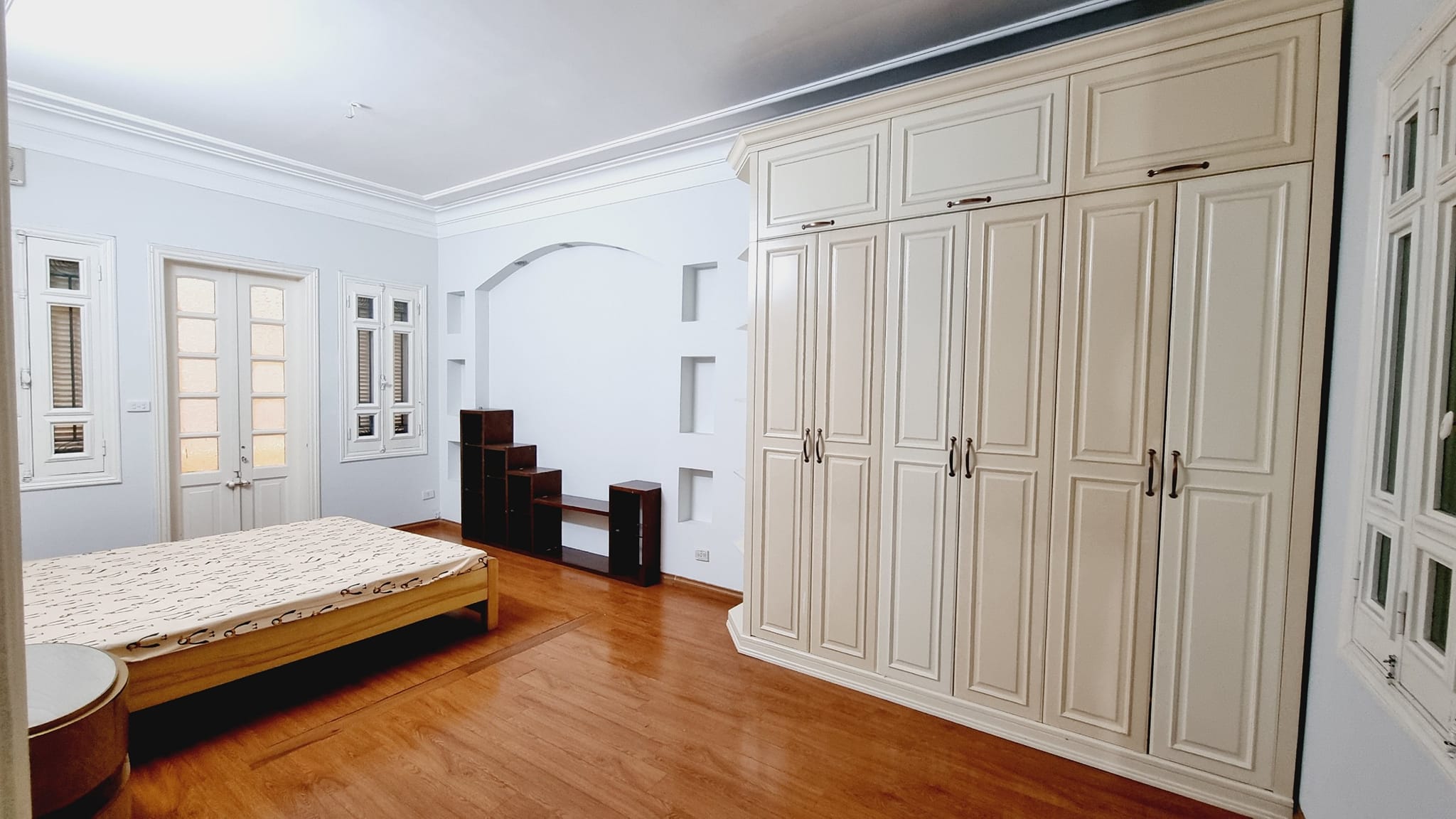 Bán đất tặng nhà phố Tôn Đức Thắng 88m2 - 4 tầng - Mặt tiền 6.8m ô tô tránh chỉ 24.5 tỷ - Ảnh chính