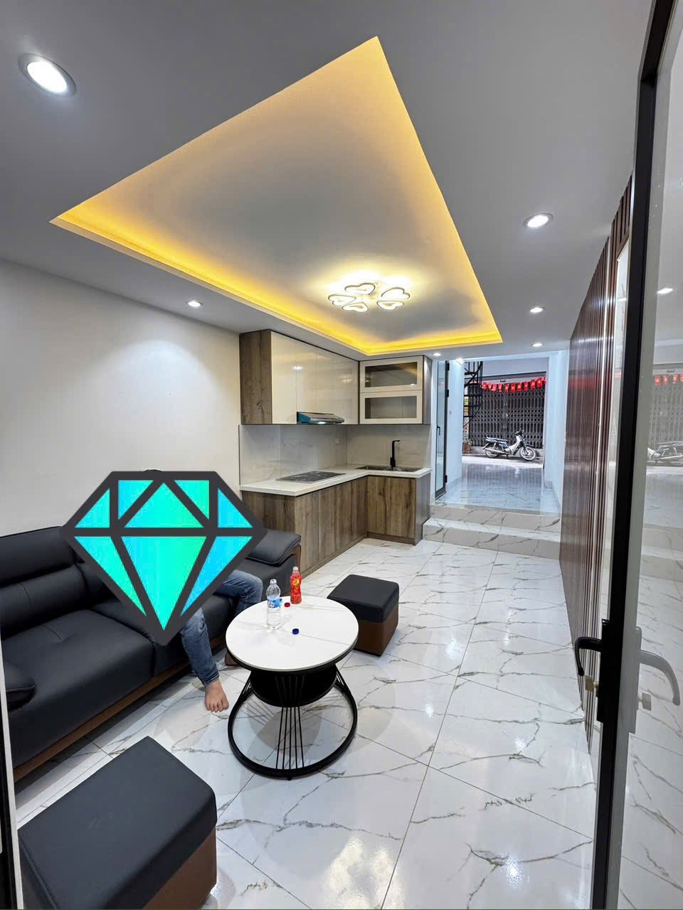 Nhà đẹp long lanh ngõ Thái Thịnh, giá chỉ 6.2 tỷ, nhà 4 tầng, ảnh thật - Ảnh 2
