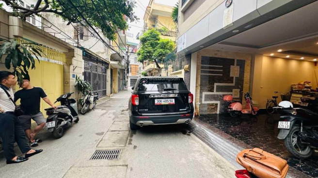 Phân lô Thái Hà 50m2 gara ô tô, mặt tiền 5,5m KCBT 5 tầng giá bán 13,9 tỷ - Ảnh chính