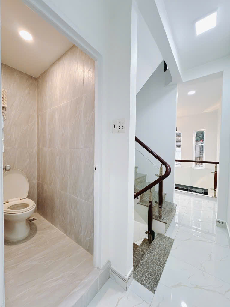 Cách mặt tiền 50 m trung tâm Q4 <br>CÓ 4 TỶ - Ảnh 4