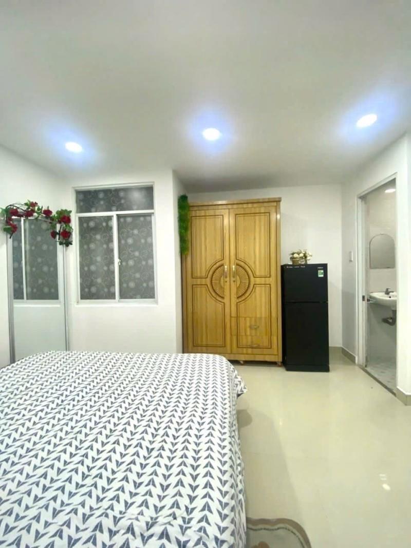CHDV 5 TẦNG, DTSD 200M2, 10 PHÒNG, DÒNG TIỀN 40 TR/ TH GIÁ 8.6 TỶ KẾ BÊN LOTTEMART CITYLAND - Ảnh 1