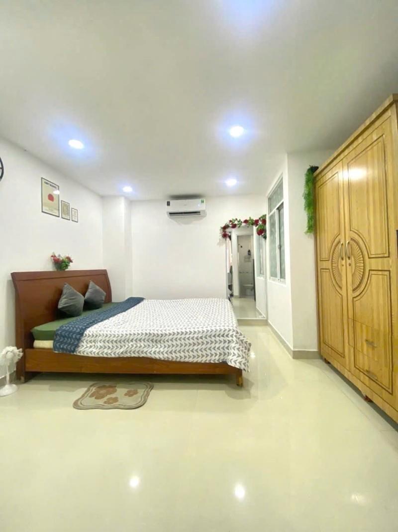 CHDV 5 TẦNG, DTSD 200M2, 10 PHÒNG, DÒNG TIỀN 40 TR/ TH GIÁ 8.6 TỶ KẾ BÊN LOTTEMART CITYLAND - Ảnh chính