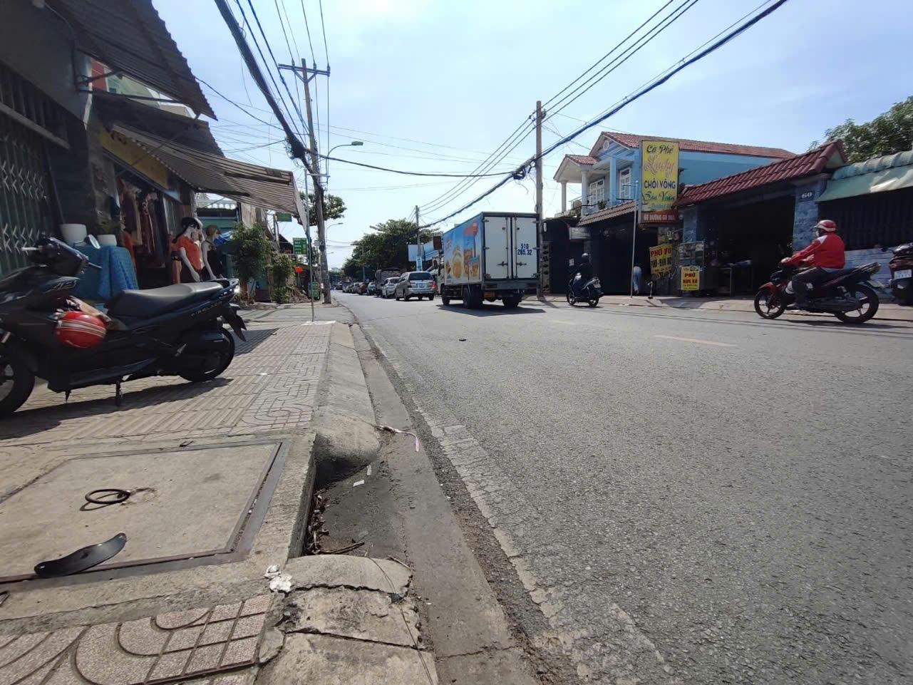 Mặt tiền kinh doanh Gò Dưa, Tam Bình, gần 100m2, ngang 5m, giá 9,7 tỷ - Ảnh chính