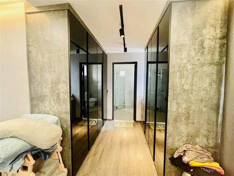 Đẳng cấp bán tòa nhà  Mặt Phố Cổ Linh, 90M,8 Tầng thang máy, KD dòng tiền đỉnh.Hơn 28 tỷ - Ảnh 2