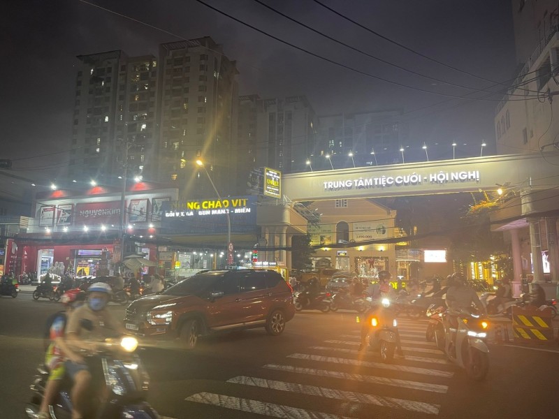 C109 🌟 BÁN NHÀ 3 TẦNG VỊ TRÍ VIP NGUYỄN THỊ THẬP QUẬN 7 - HƠN 7 TỶ - Ảnh 4